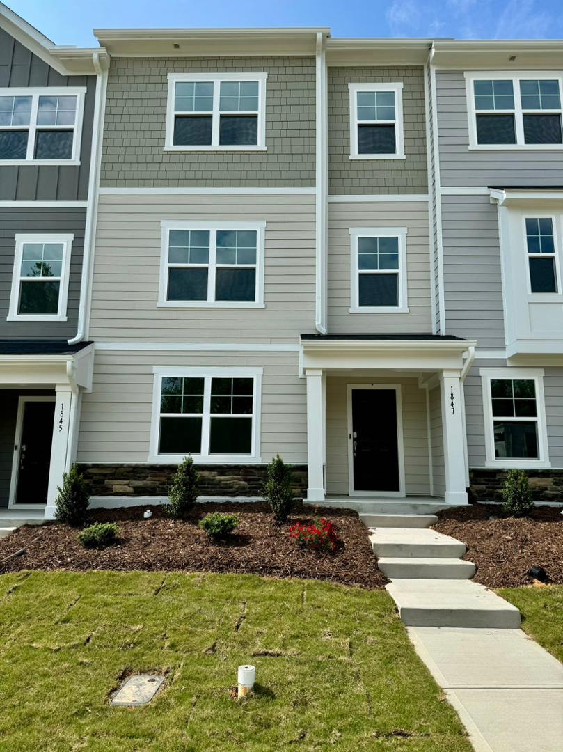 View Apex, NC 27502 townhome