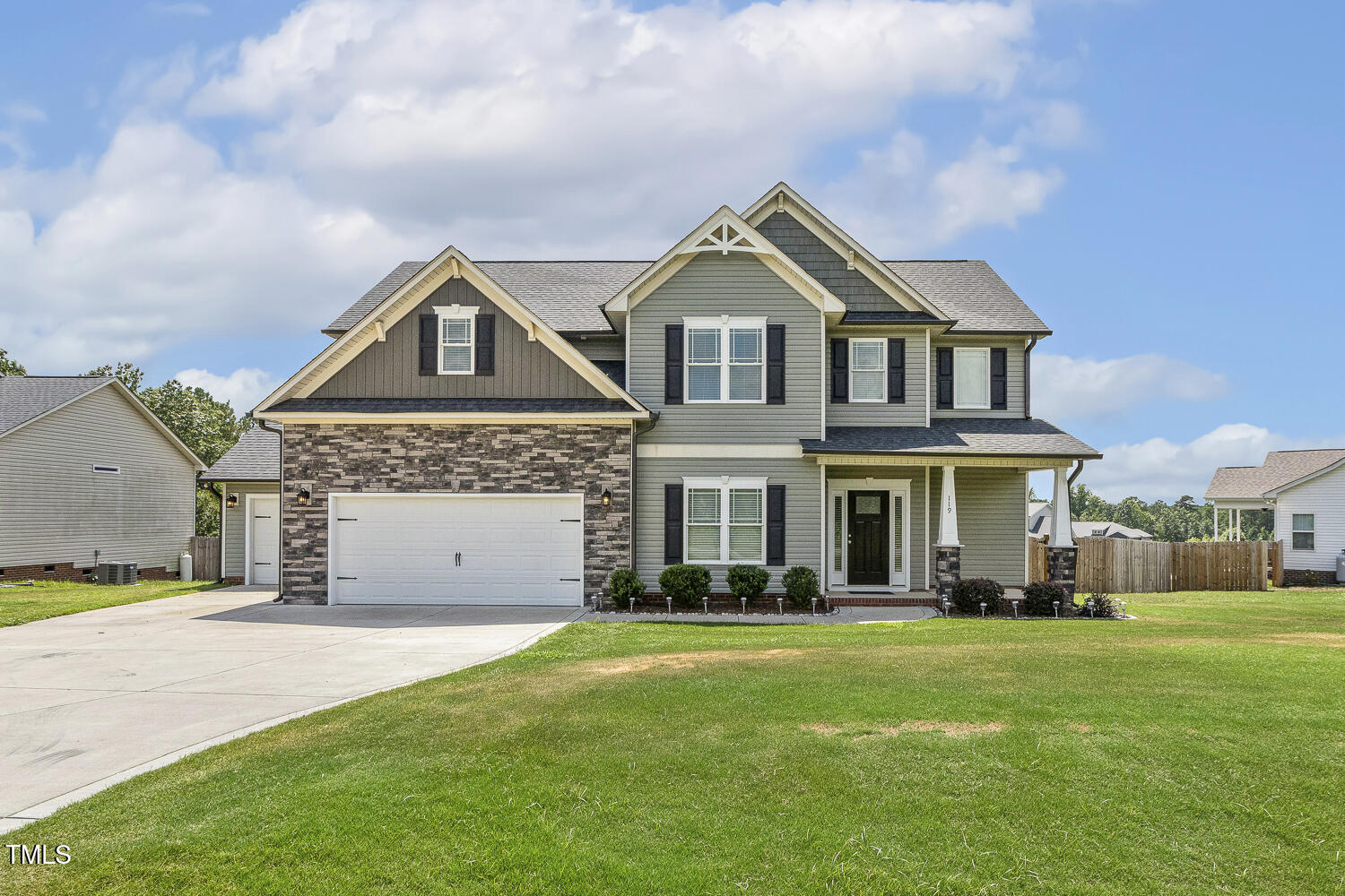 119 Oakhaven Drive