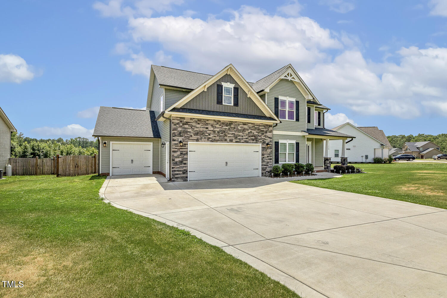 119 Oakhaven Drive
