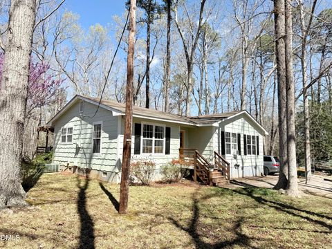 Photo of 103 Montana Drive, Louisburg, NC 27549 (MLS # 10154334)