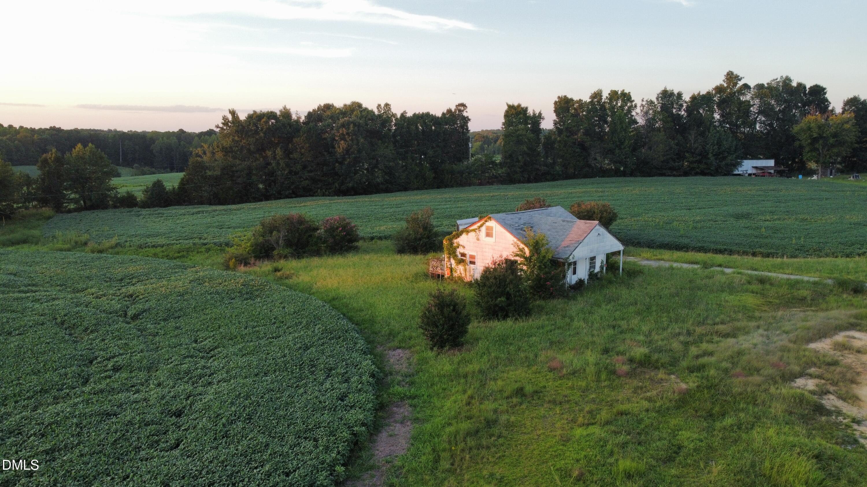 1222 Charlie Carr Road
