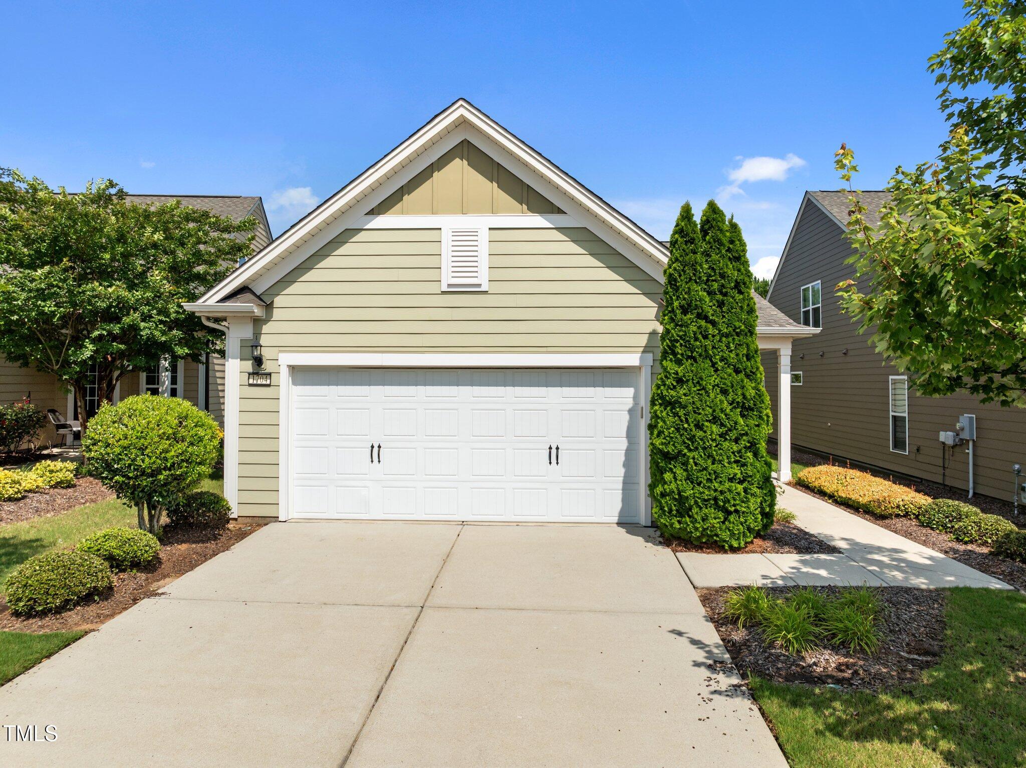 1704 Horne Creek Drive