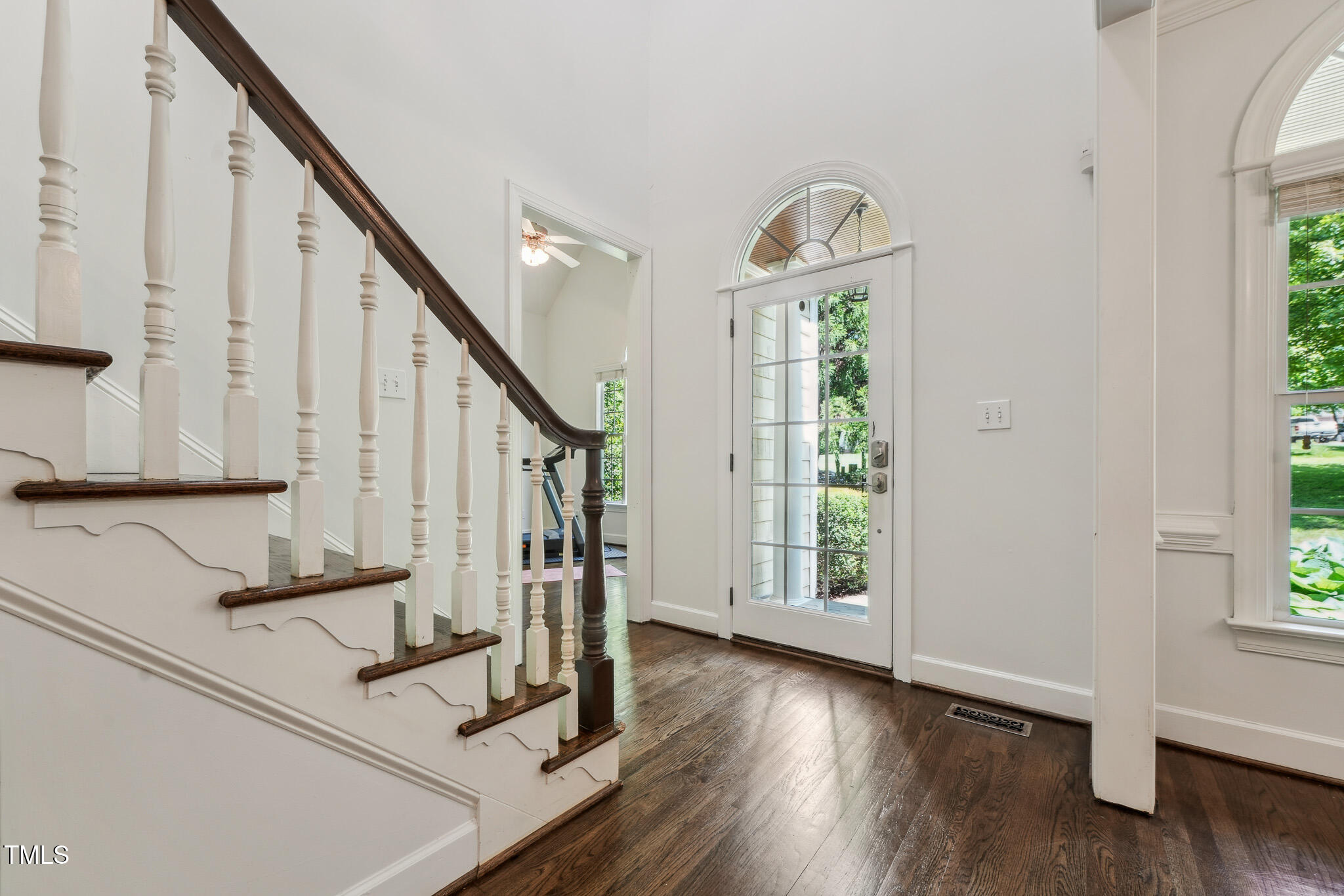 2709 Penfold Lane
