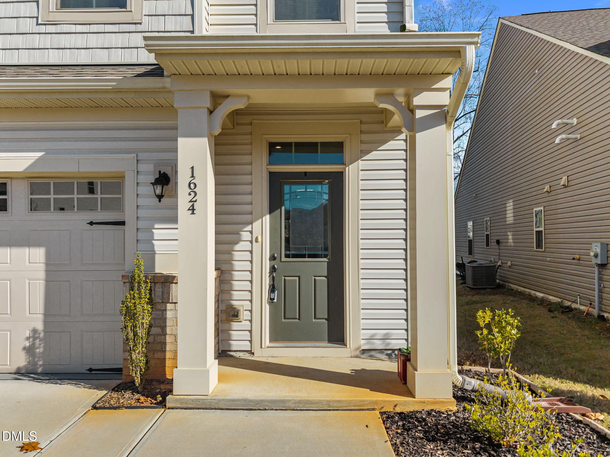 1624 Ripley Woods Street