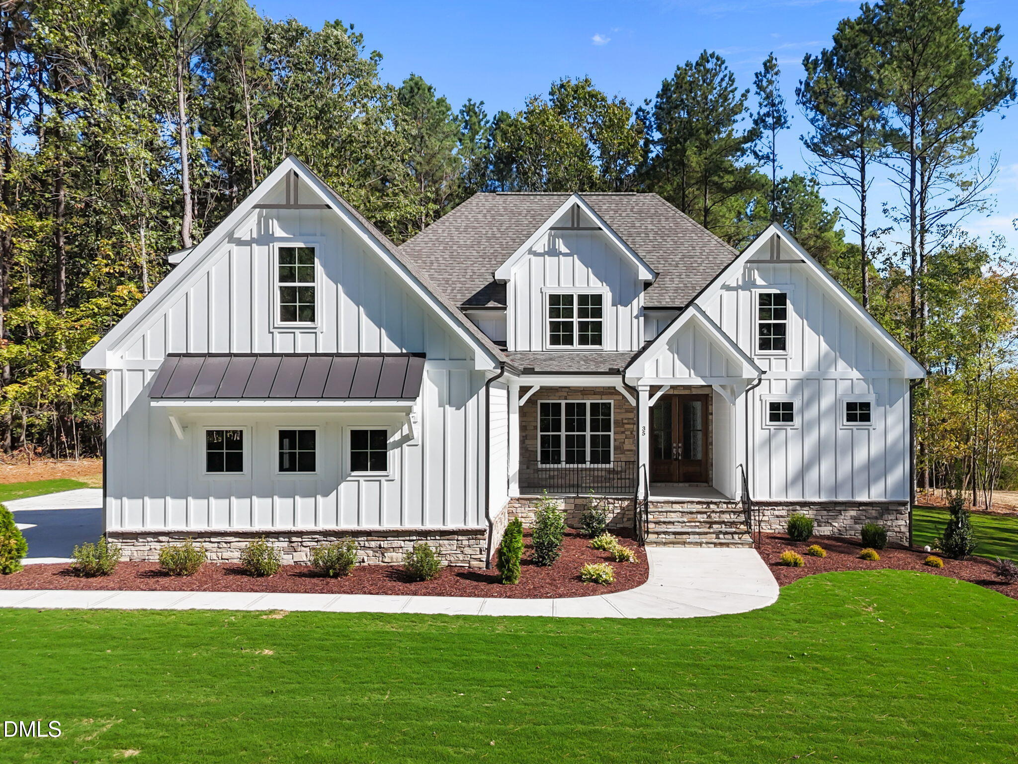 35 Broadleaf Lane