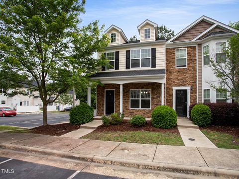 Townhouse in Knightdale NC 201 Tallula Lane 2.jpg