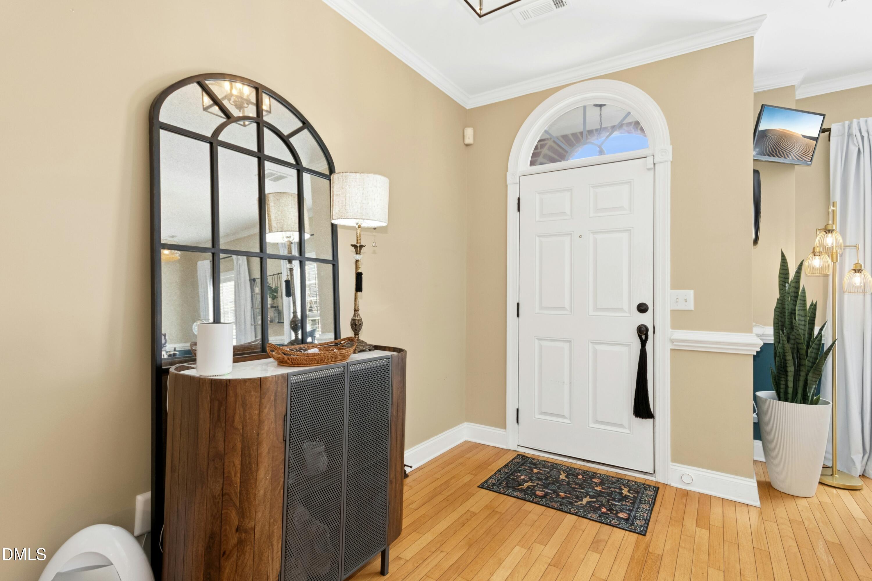 206 Royal Kings Lane