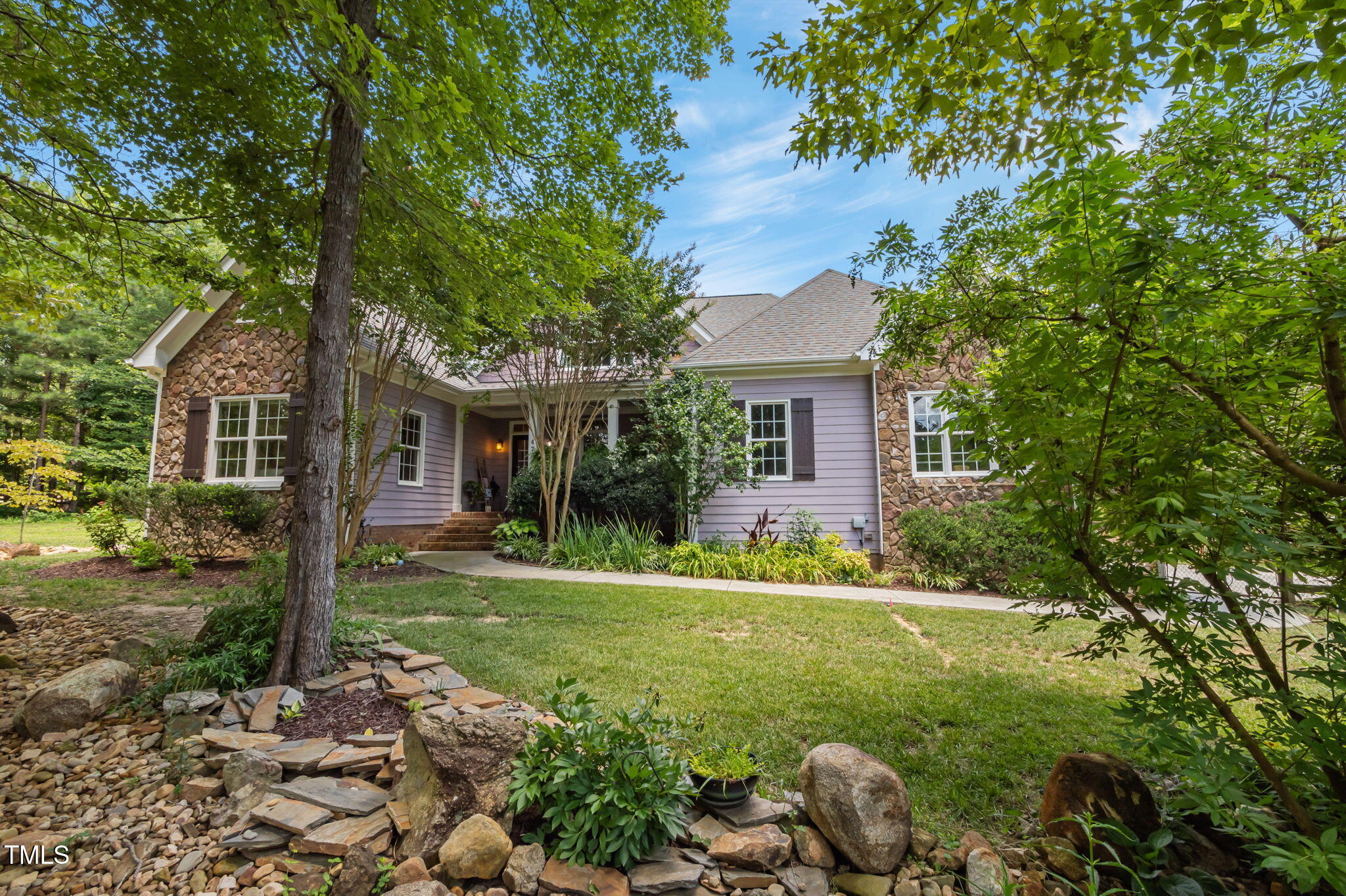 47 Blue Jay Court