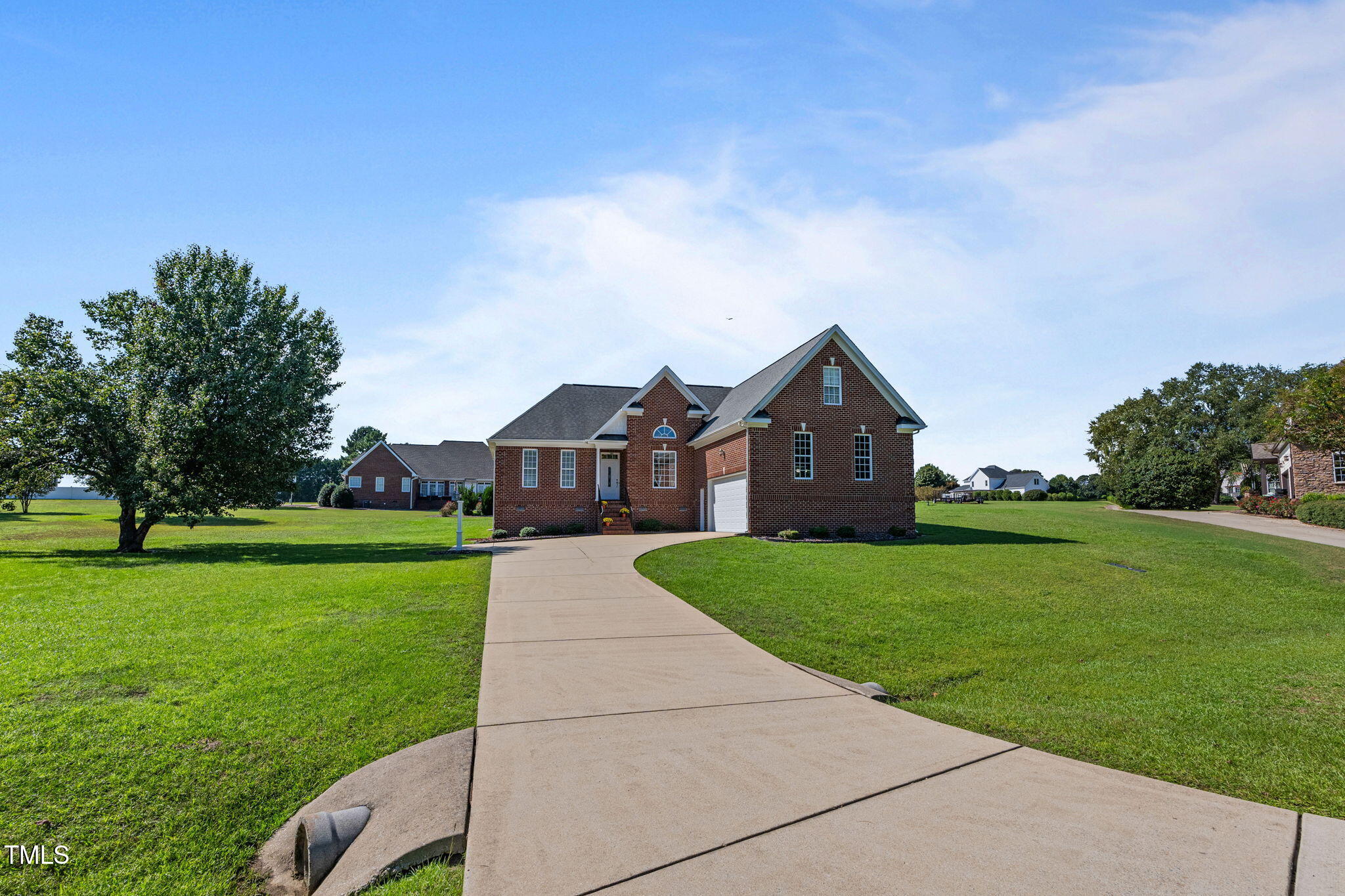 105 Pinecrest Drive