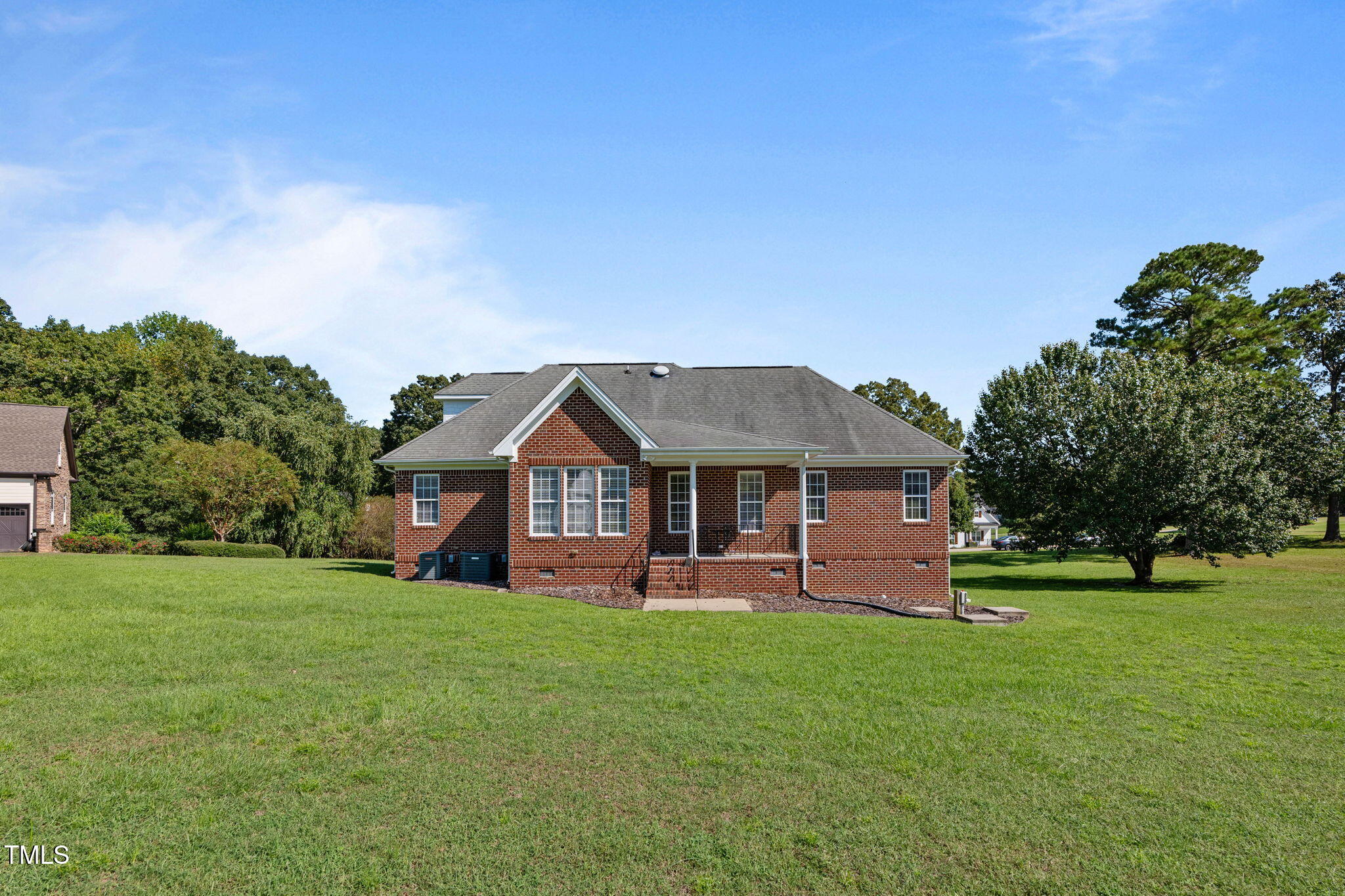 105 Pinecrest Drive