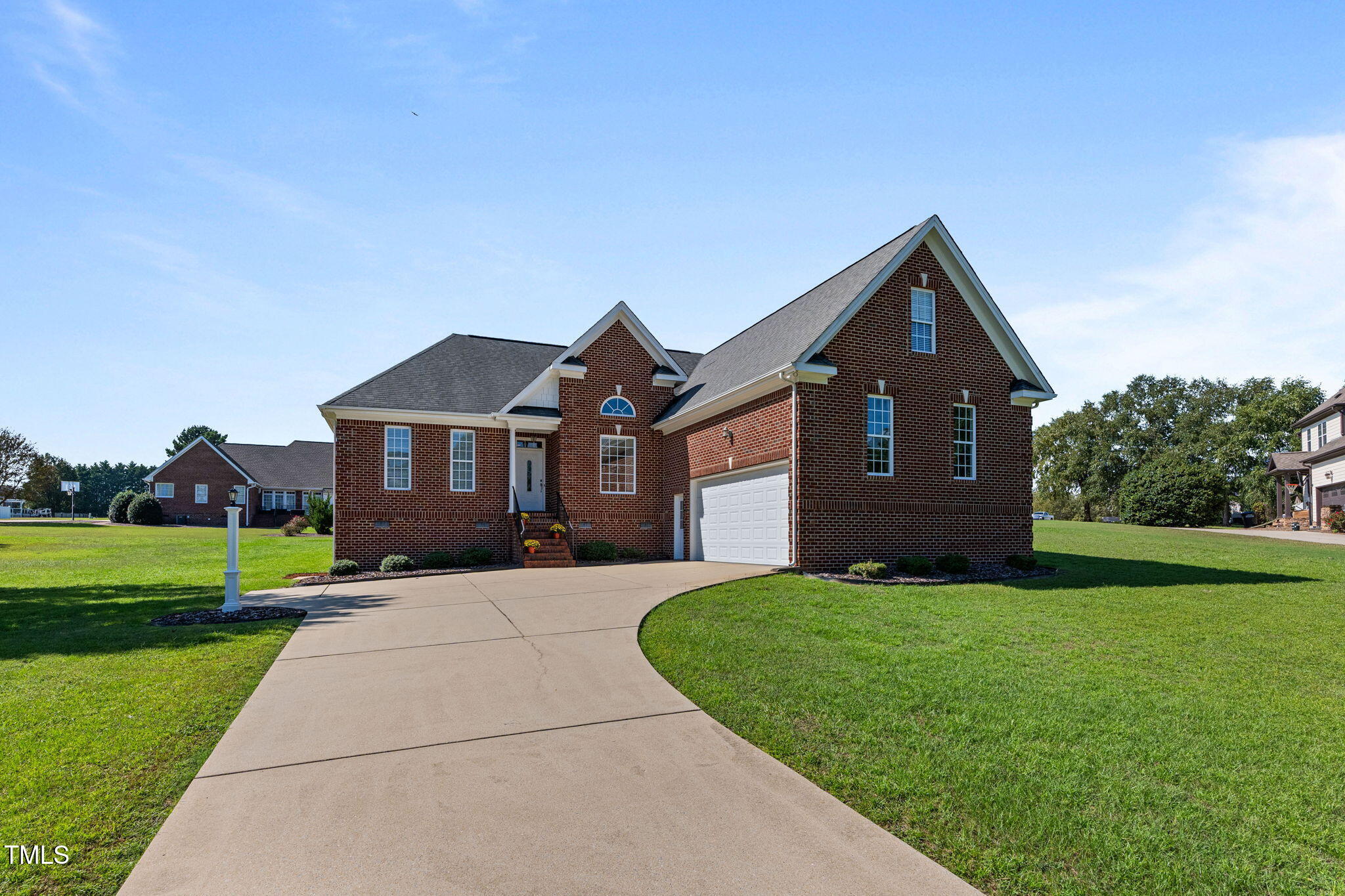 105 Pinecrest Drive