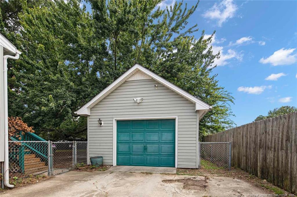 3464 McChoen Drive