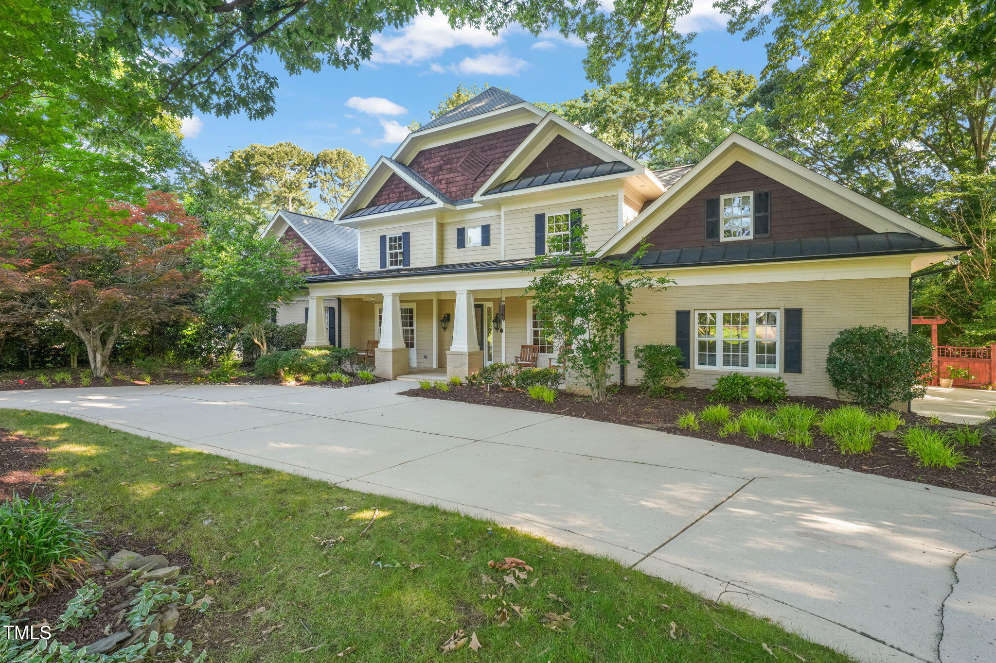 3324 Thomas Road