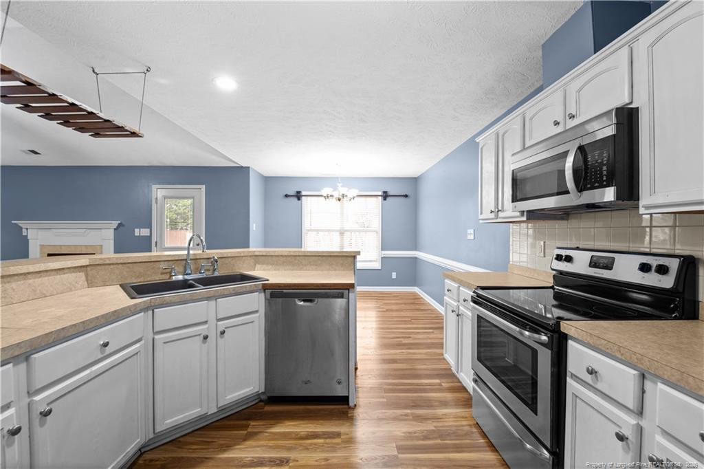 2914 Flowering Bradford Way