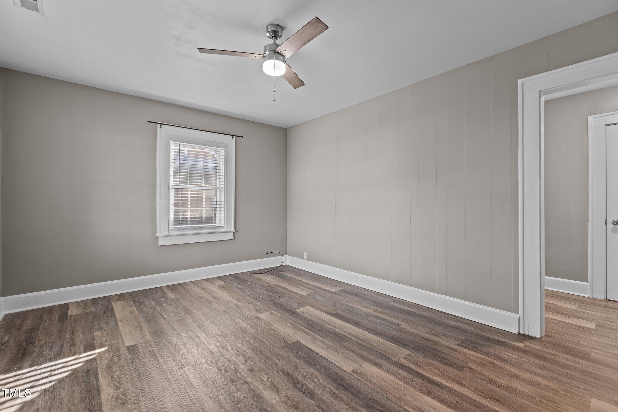 211 W Sycamore