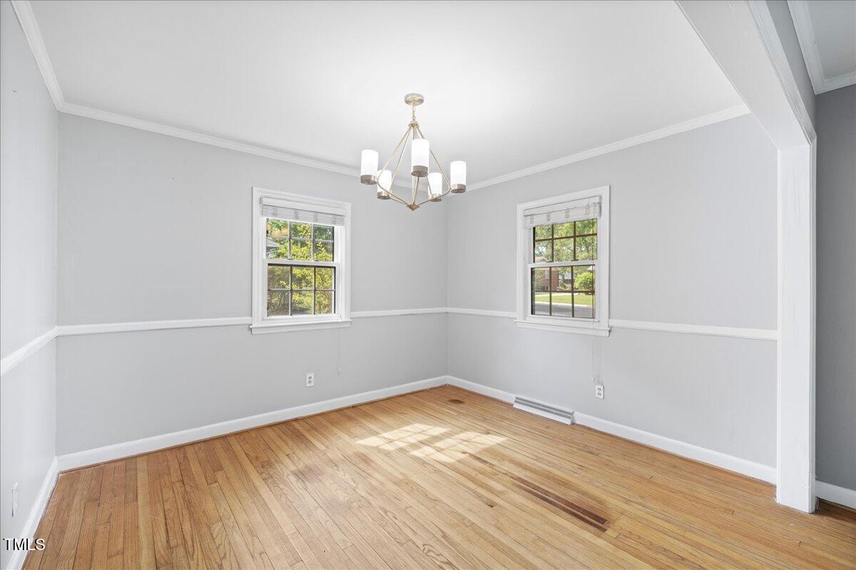 515 Oakwood Lane
