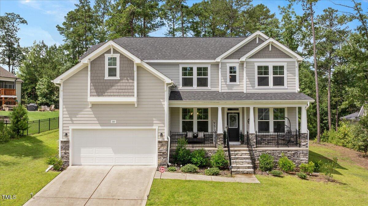 103 Foothill Court