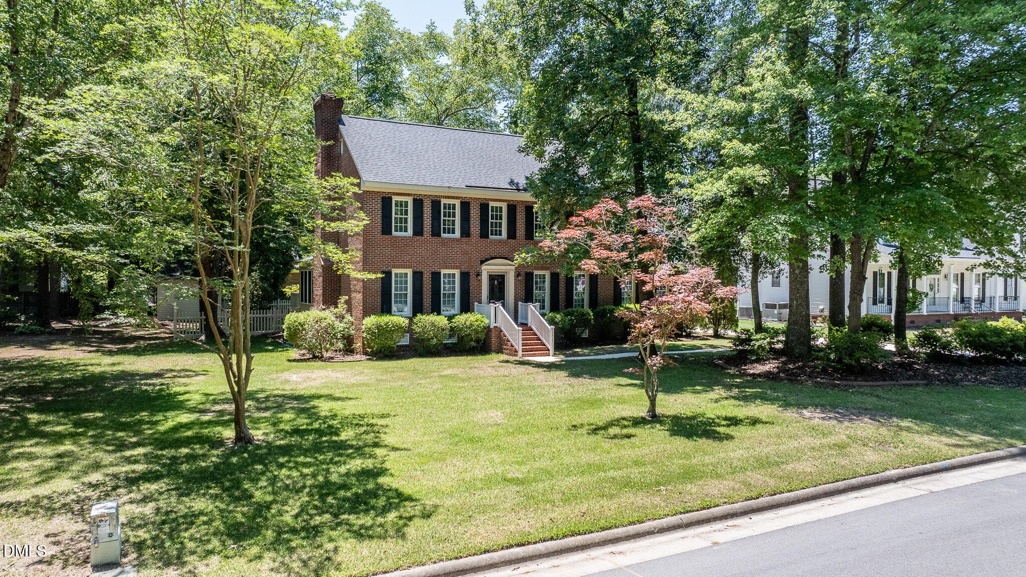 1215 Cambridge Road NW