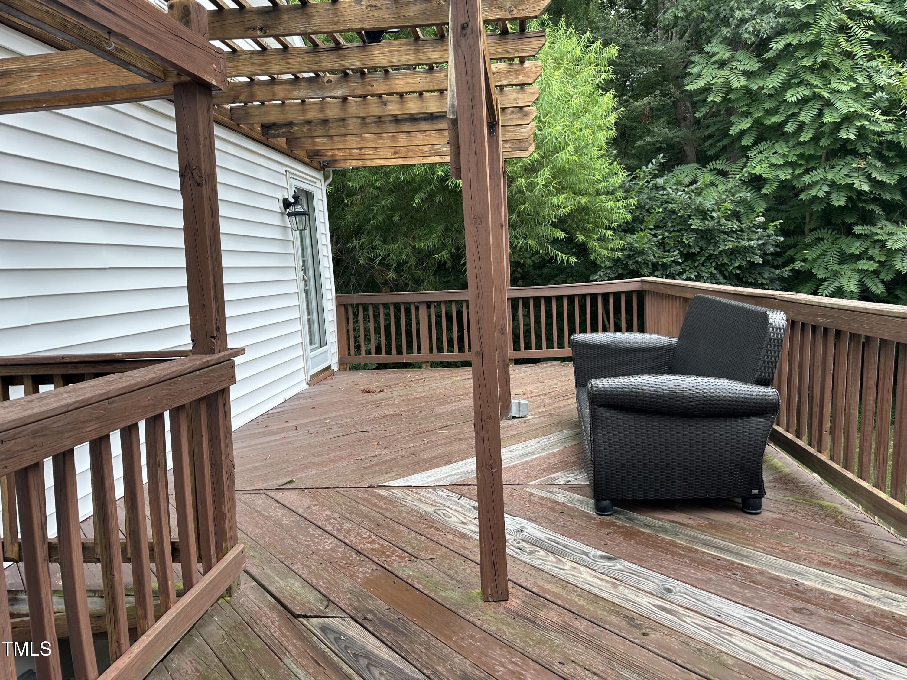 10 Breslin Trail