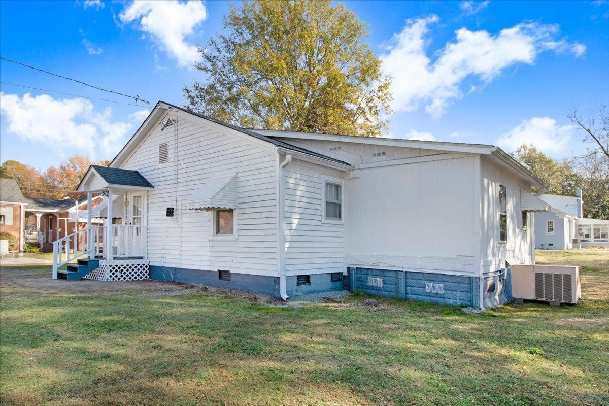 1107 W Market Street