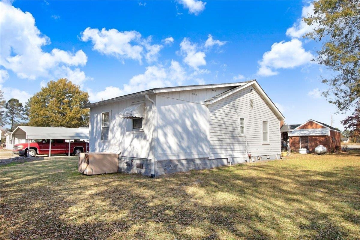 1107 W Market Street