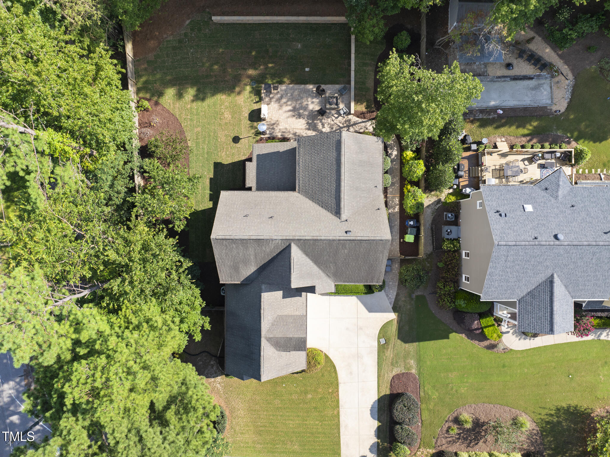 2216 Gresham Lake Road