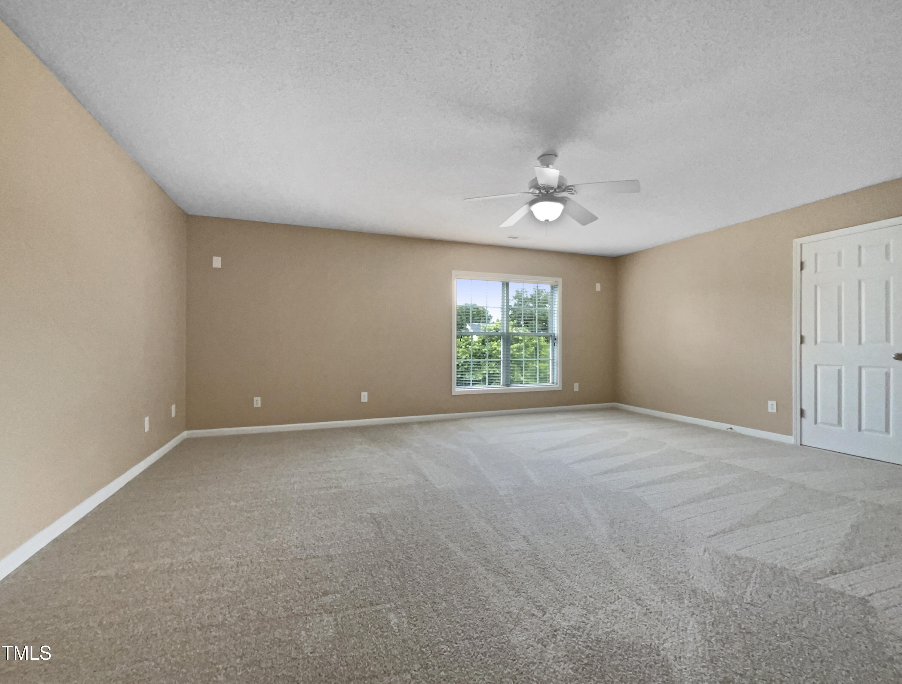 1005 Augustine Trail