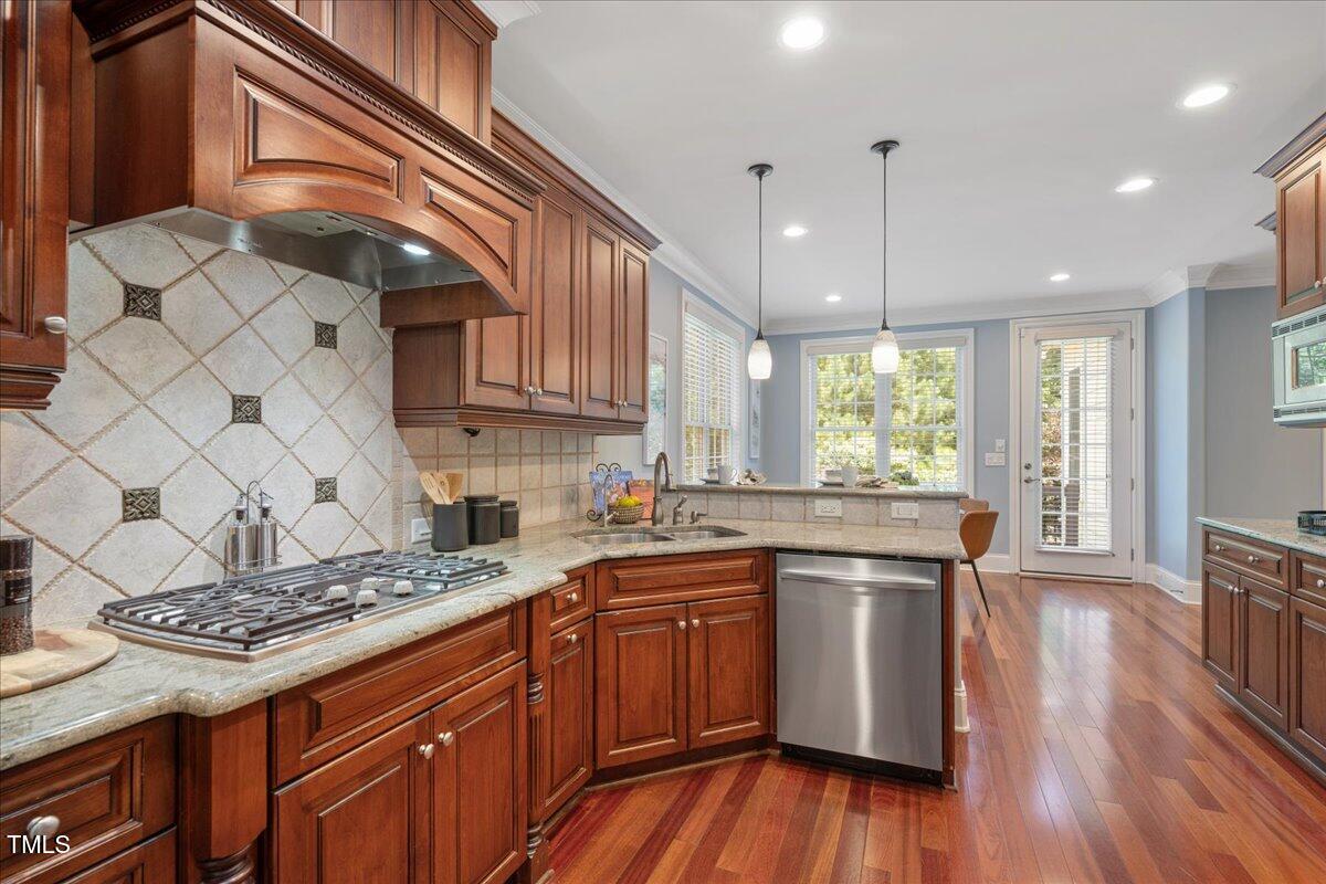 Cary, North Carolina 27518, United States, 5 Bedrooms Bedrooms, ,5 BathroomsBathrooms,Residential,Active,203437