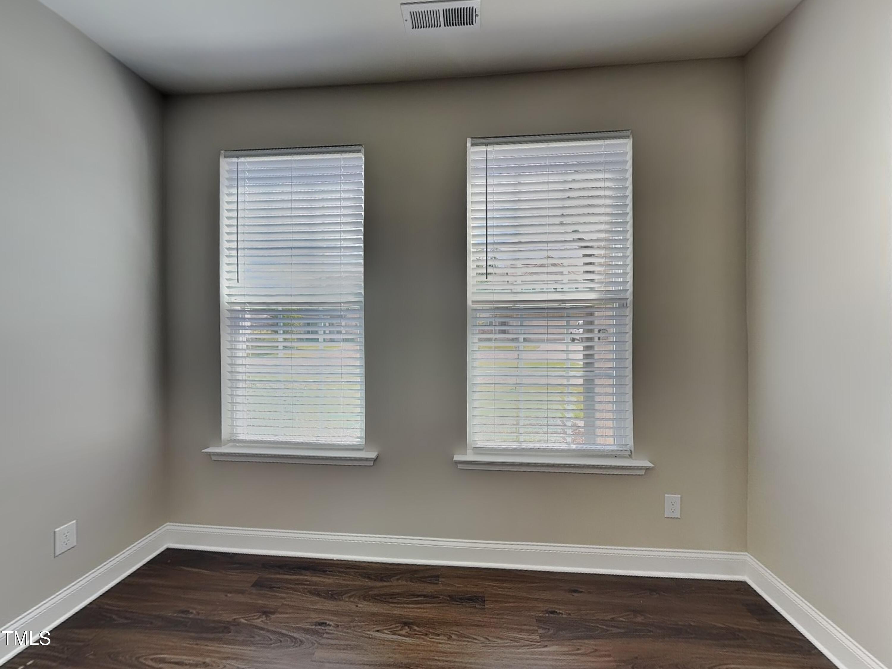 140 Ashberry Lane