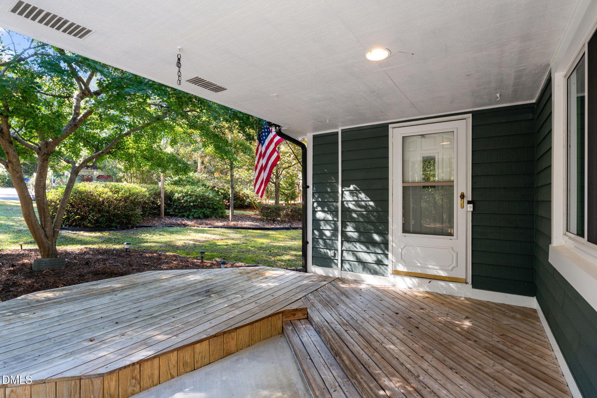 108 Oaklake Court