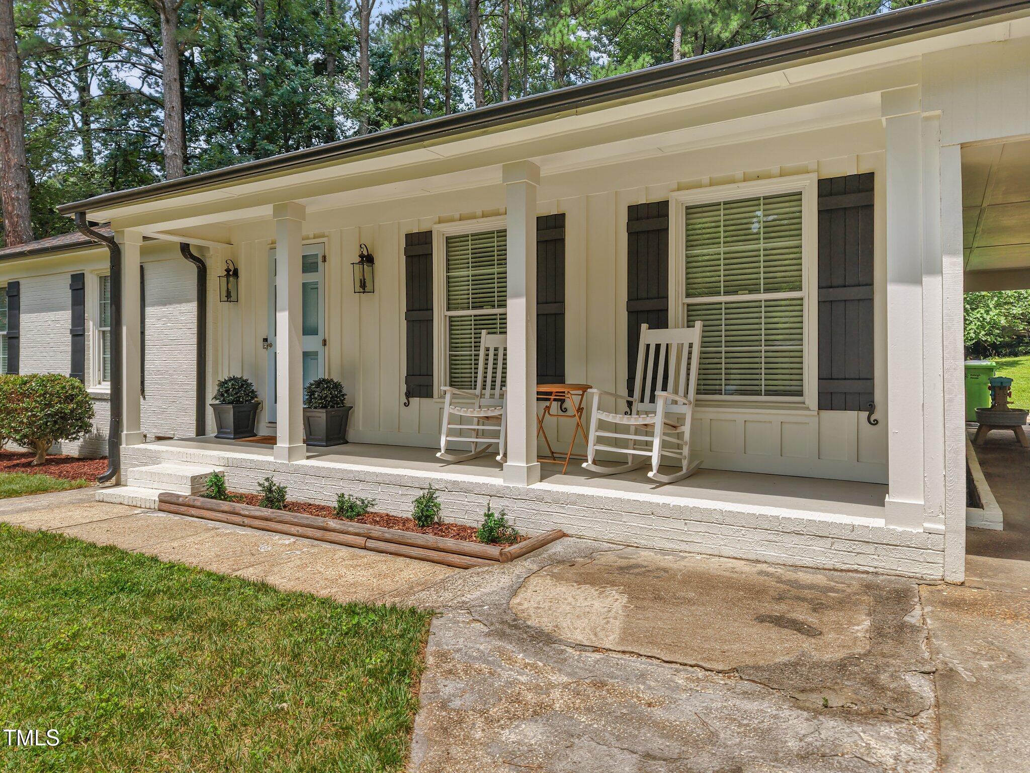404 Troy Place