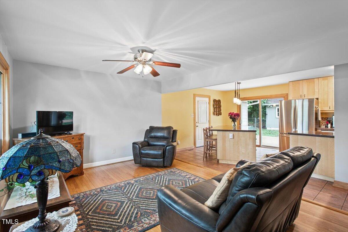 3515 Luna Lane