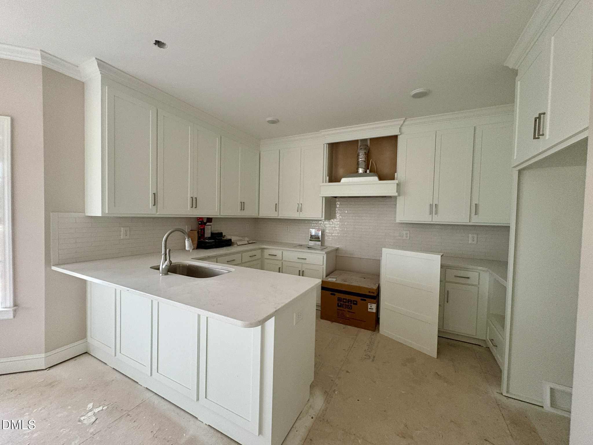 7491 Sweetwater Drive