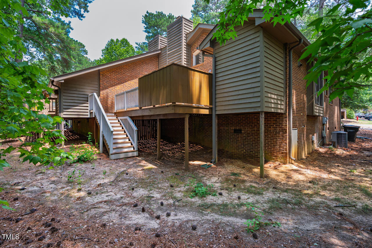 200 W Woodcroft Parkway 52a