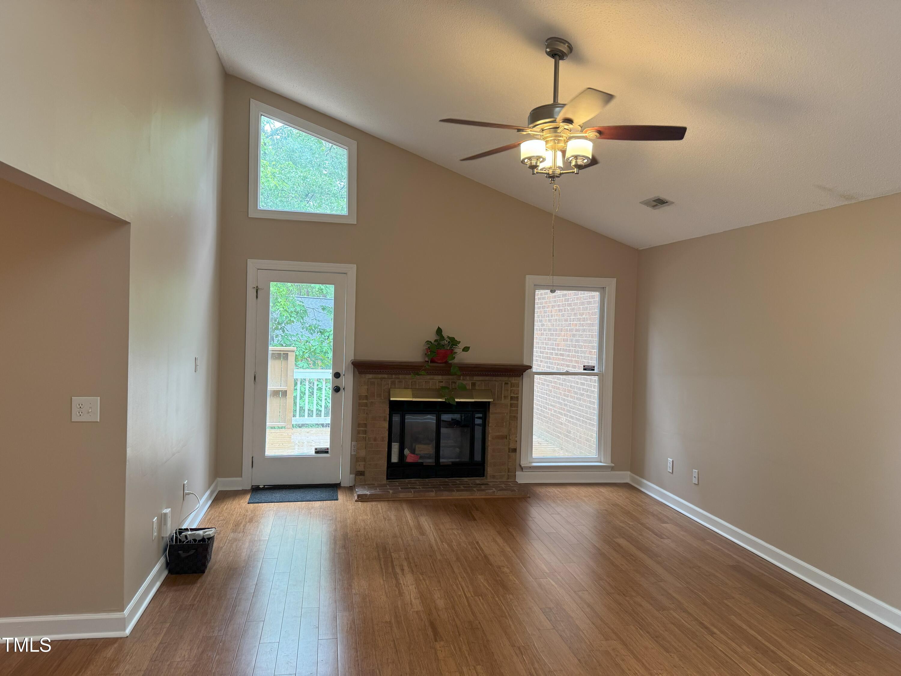 200 W Woodcroft Parkway 52a