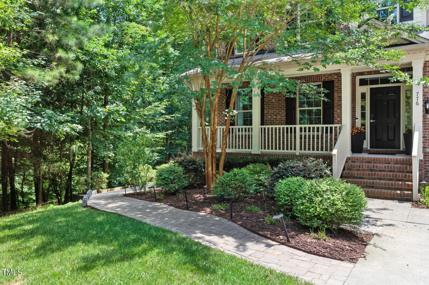 776 Legend Oaks Drive