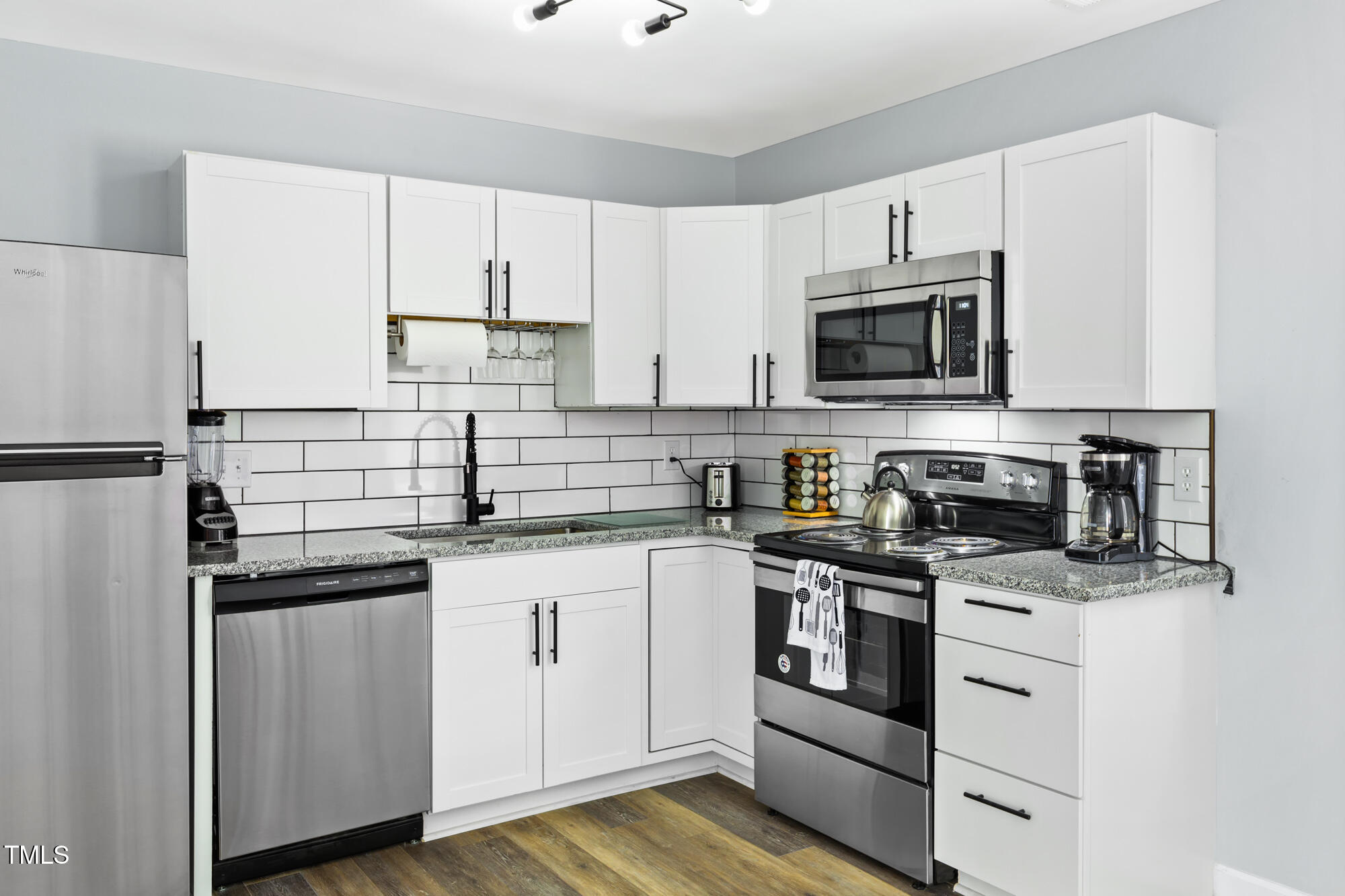 1002 Willow Drive Apt 107