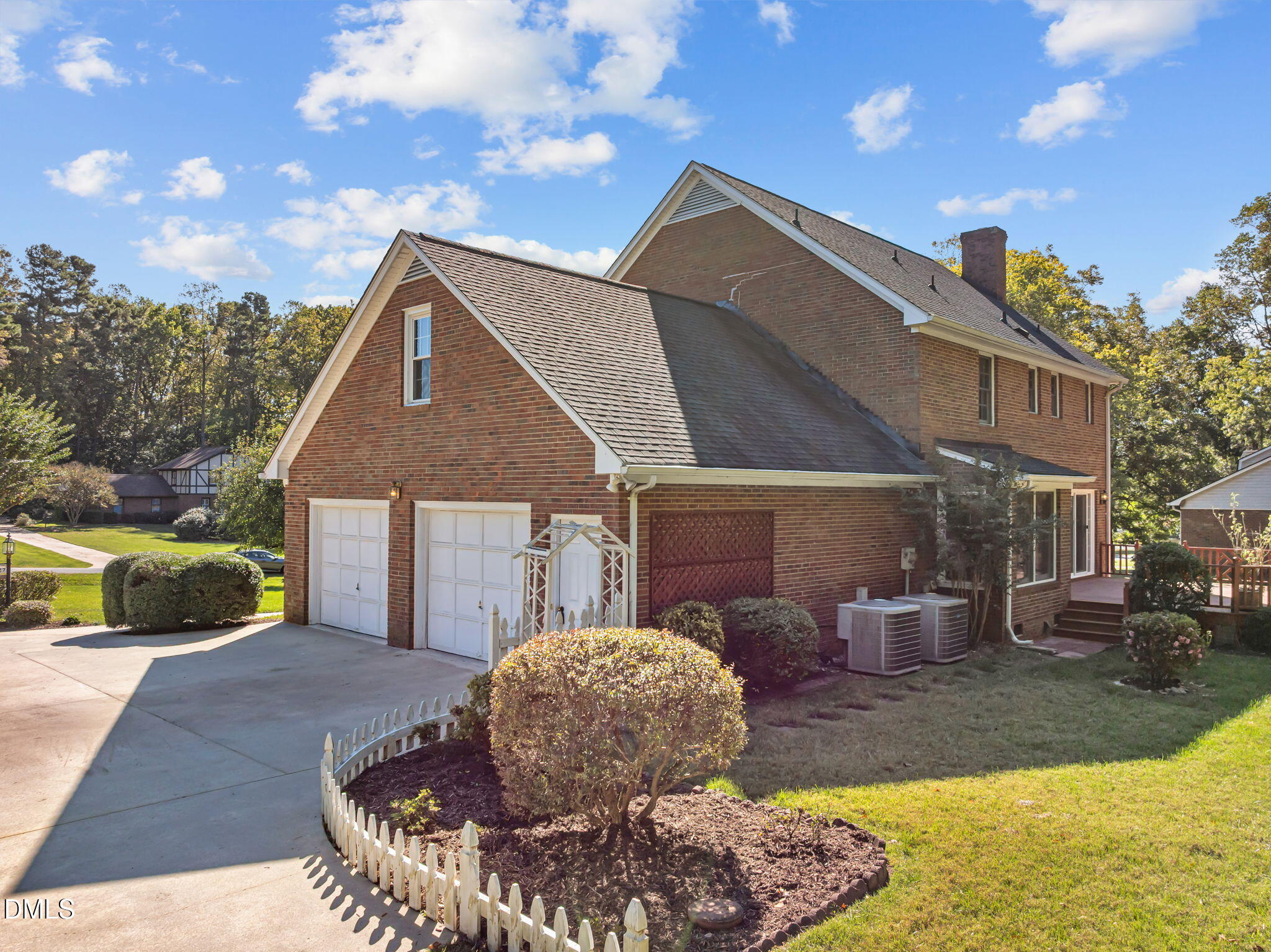 1627 Old Arbor Way