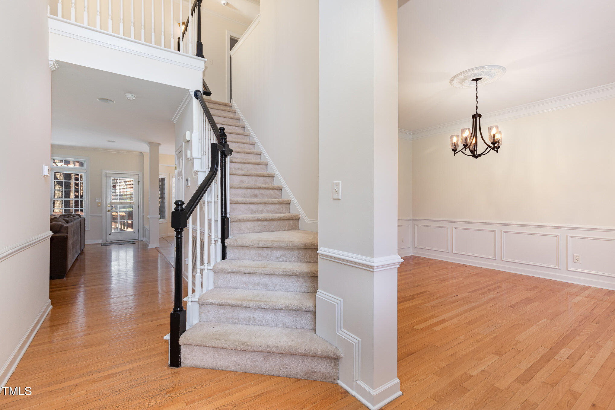 2900 London Bell Drive