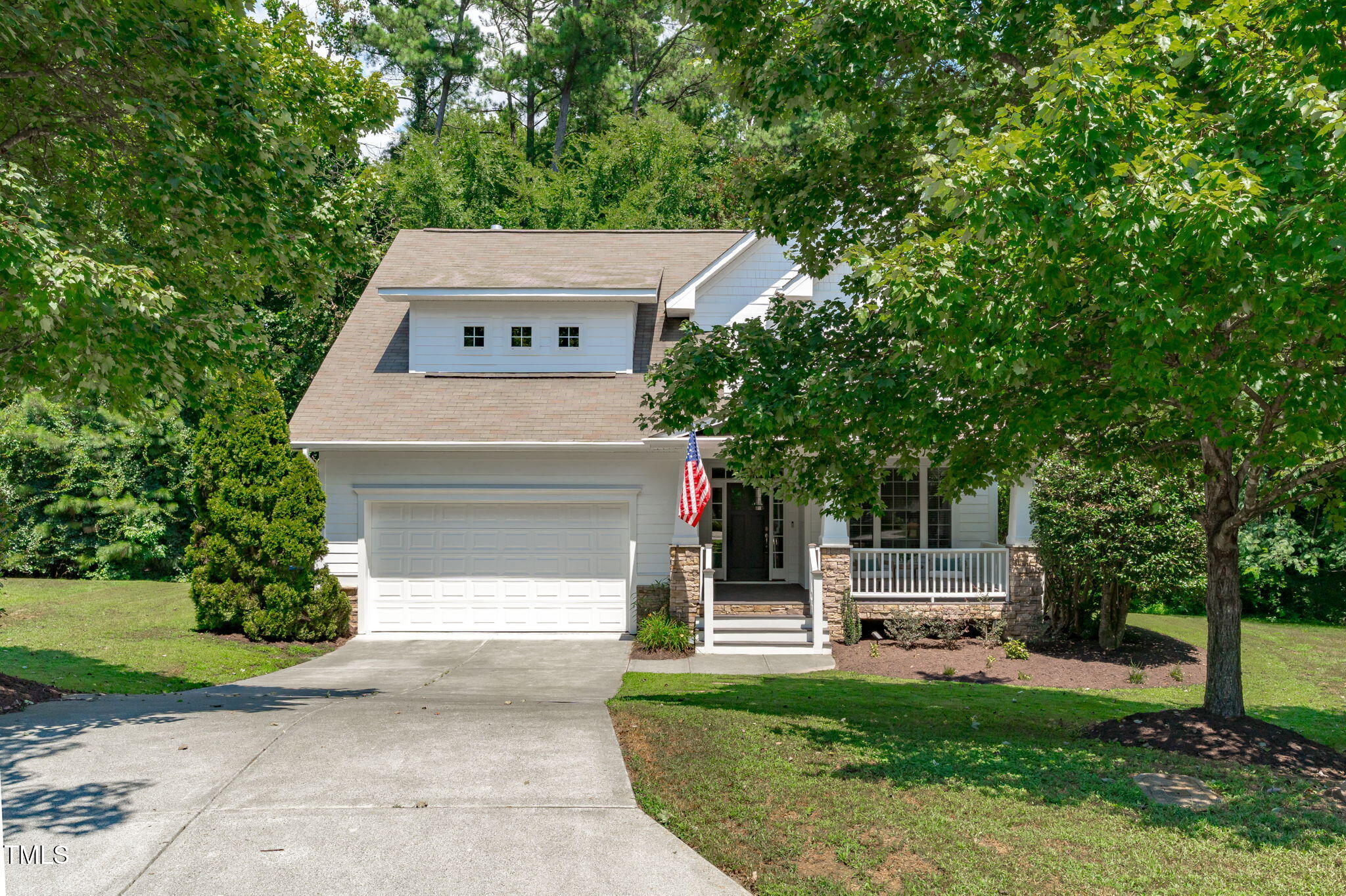 15 Silverbush Court