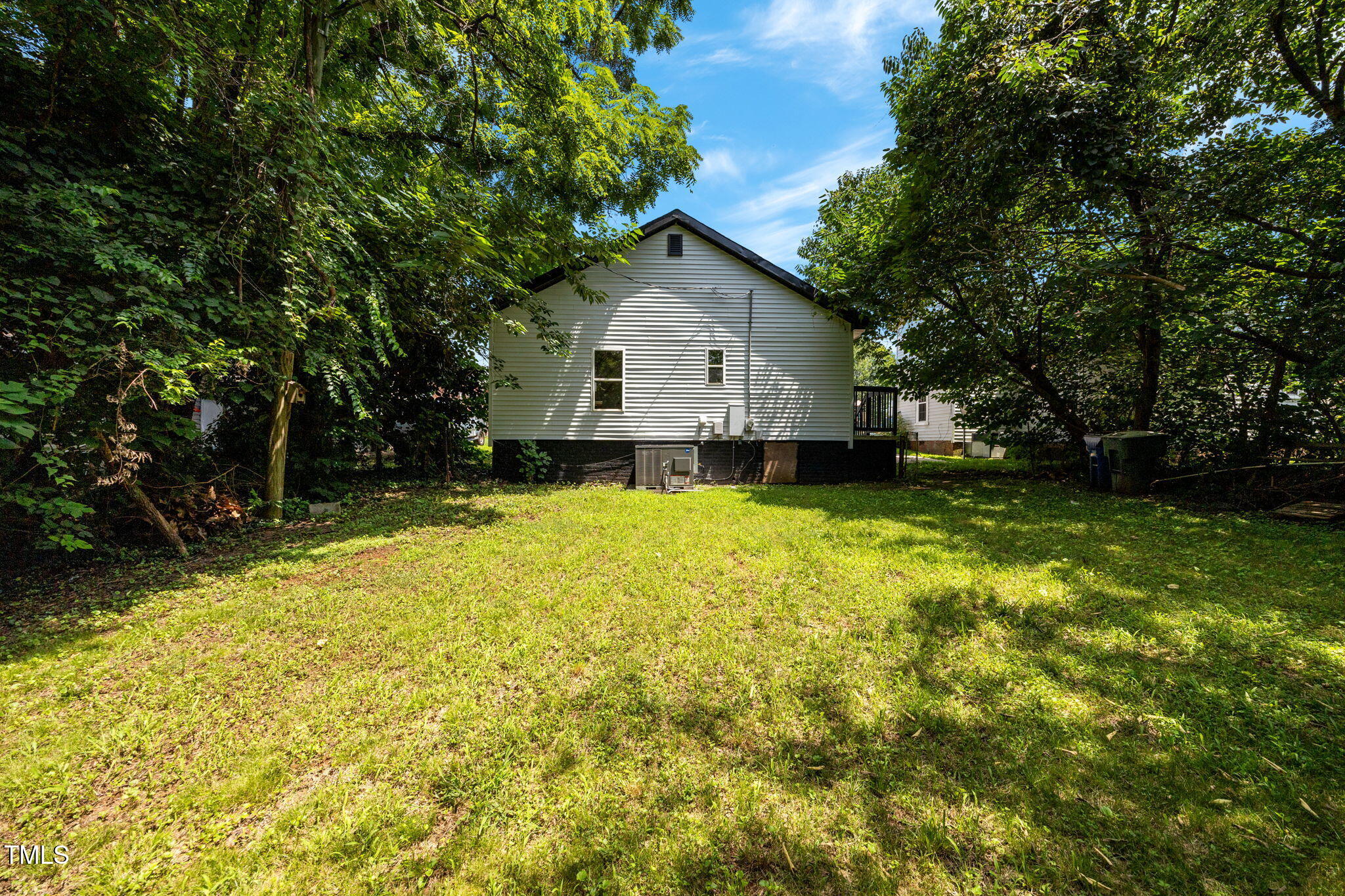 229 Lewis Street