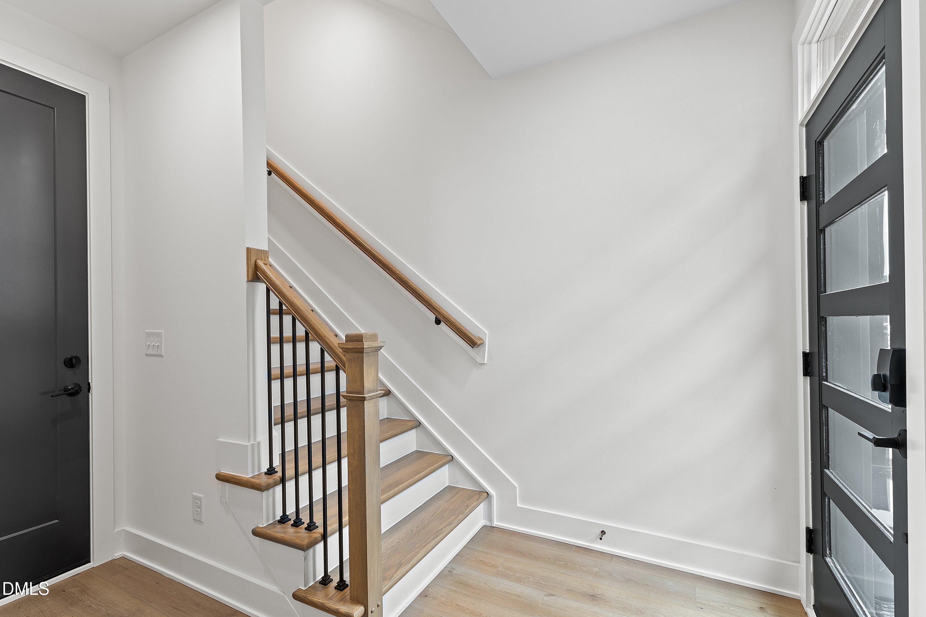 512 Gordon Street #305