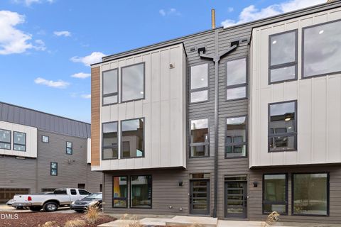 512 Gordon Street #305 Durham NC 27701