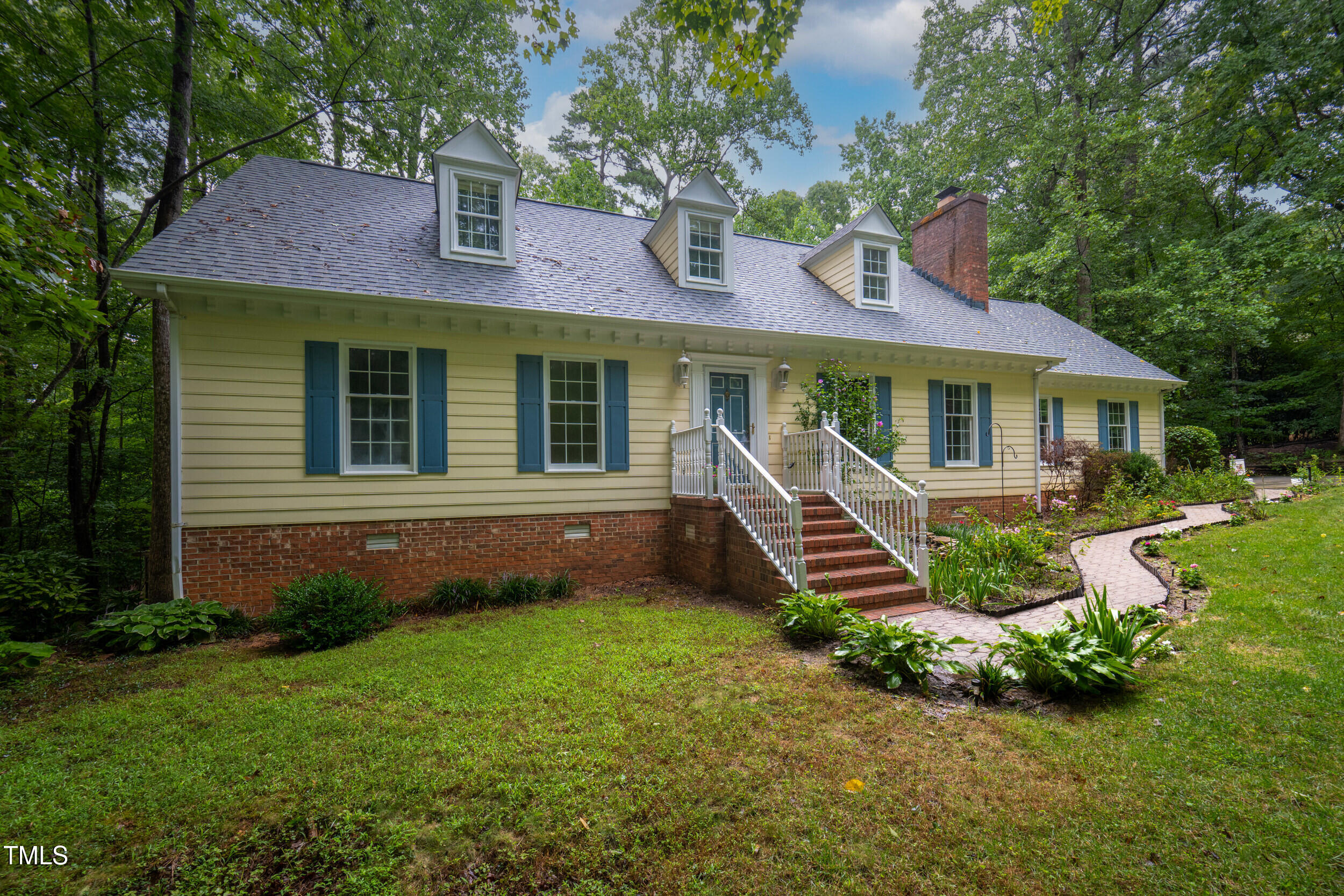 8 Crosswinds Estates Drive