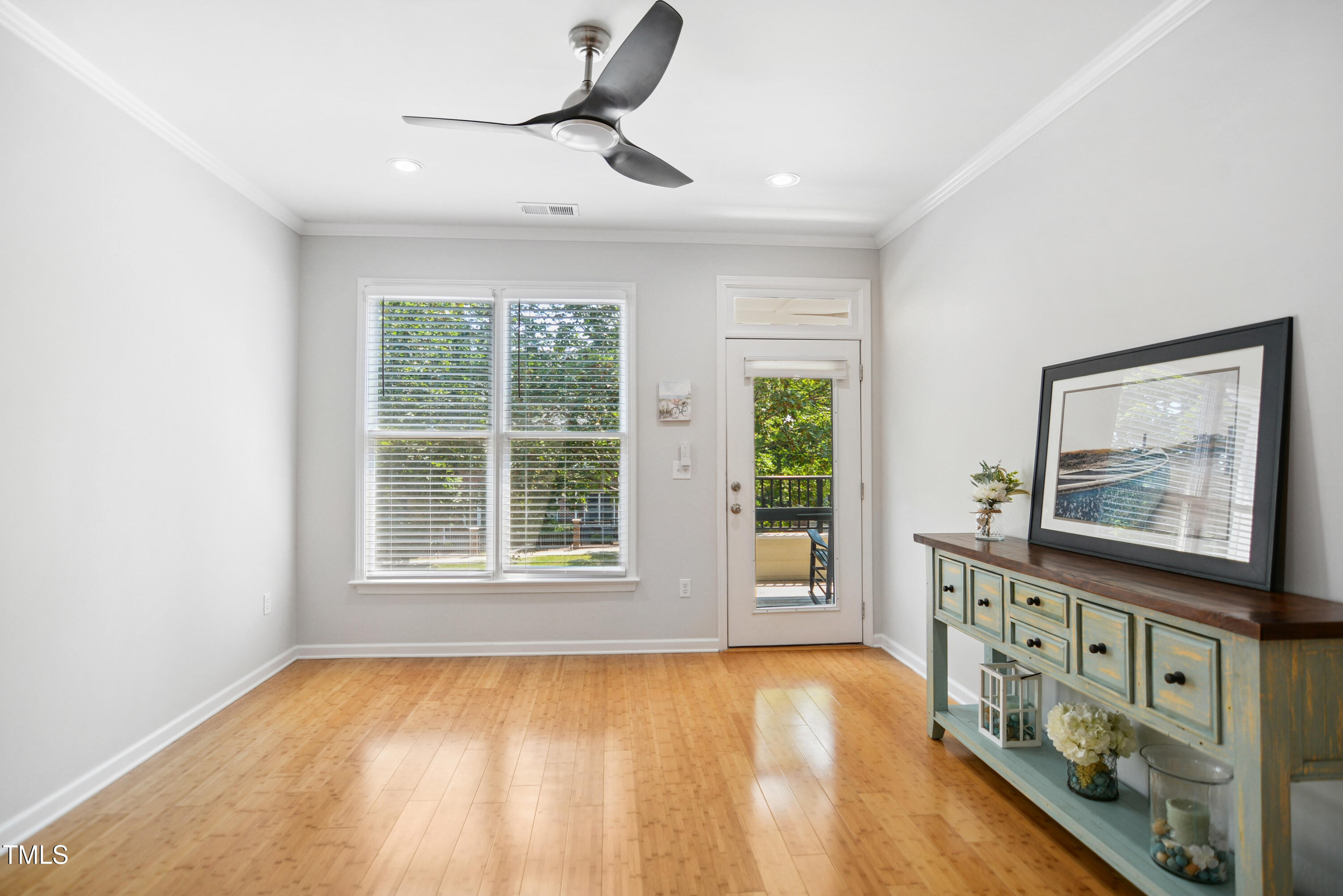 105 Fountain Ridge Place