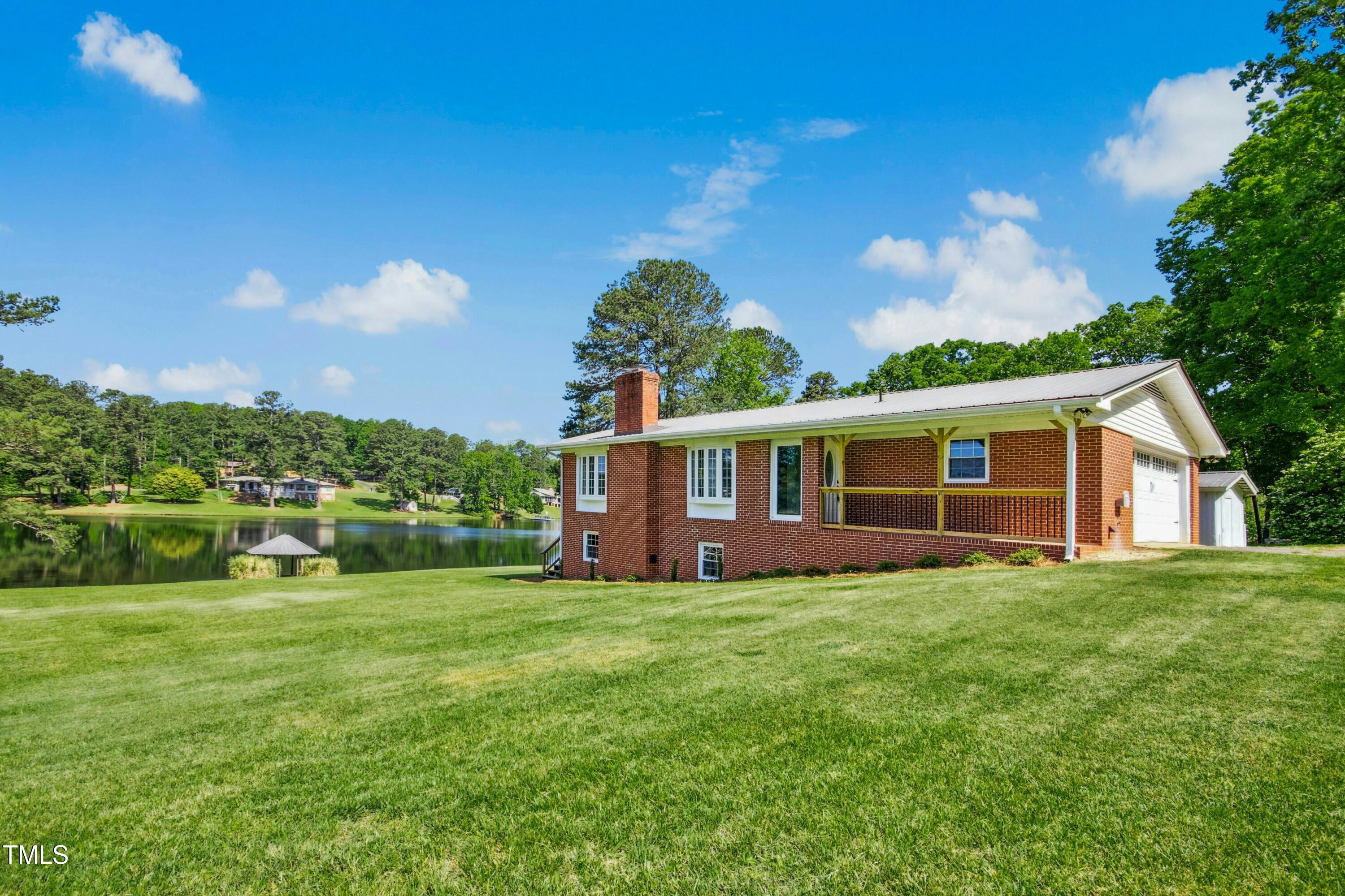 1415 Clearwater Drive