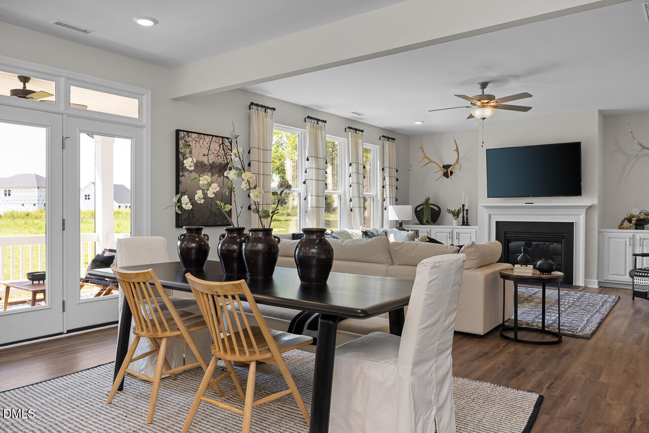 313 Long Leaf Glen Lane