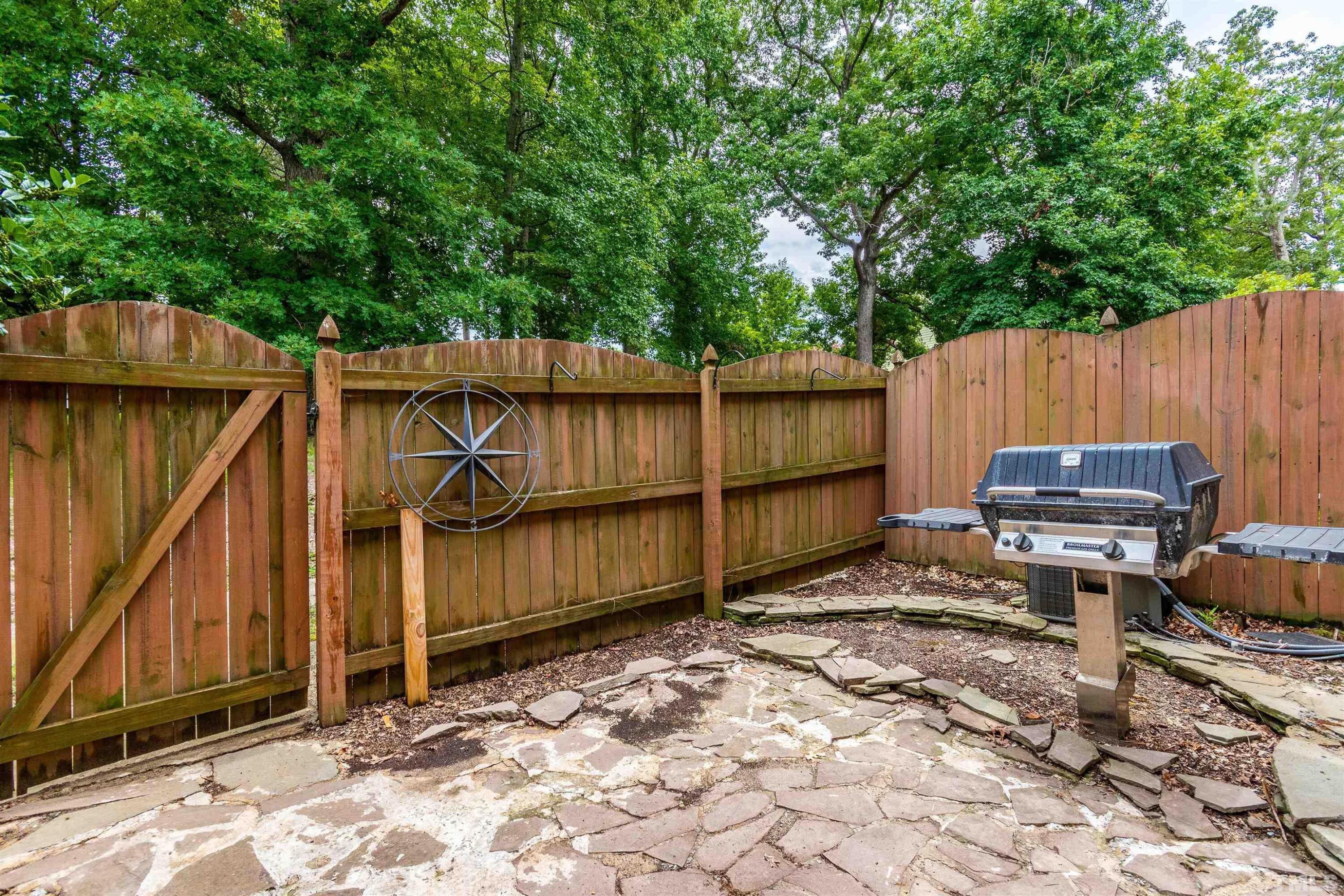 1041 Mica Lamp Court