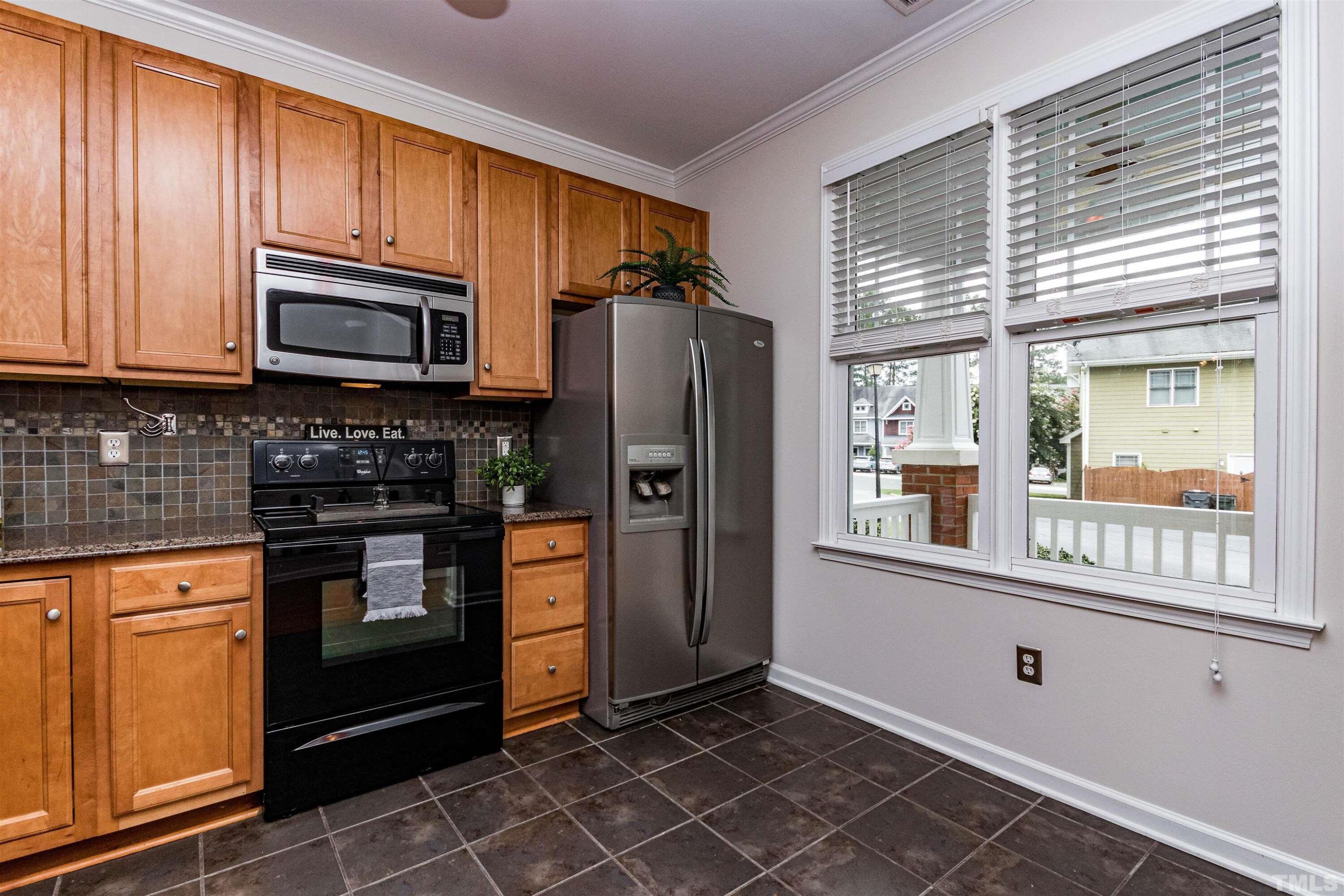 1041 Mica Lamp Court