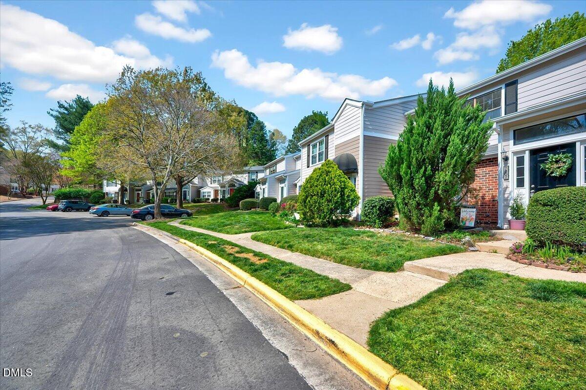 7802 Falcon Rest Circle